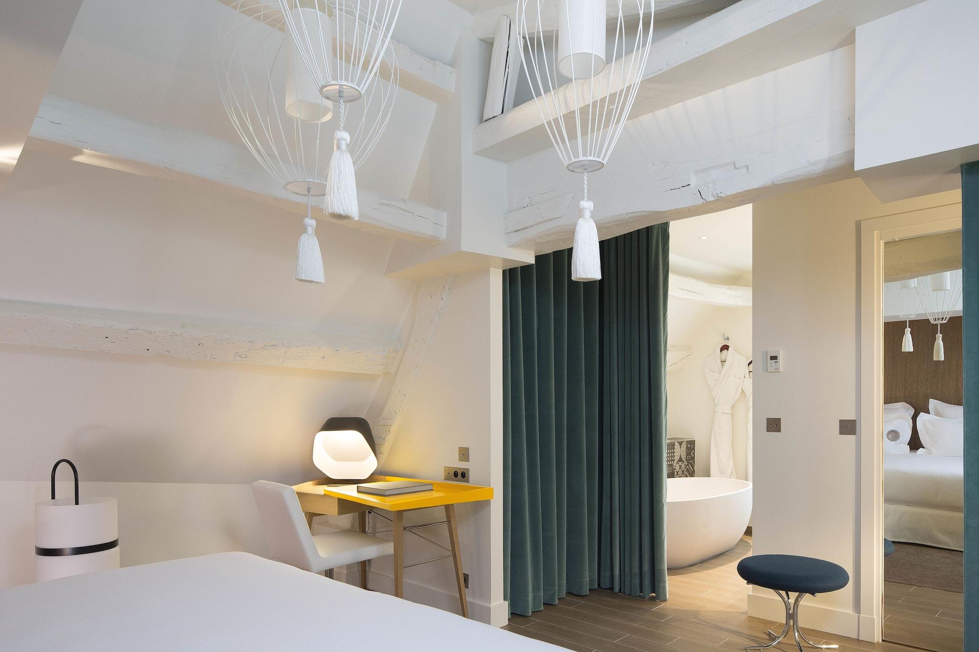 Dupond-smith 5* Parijs